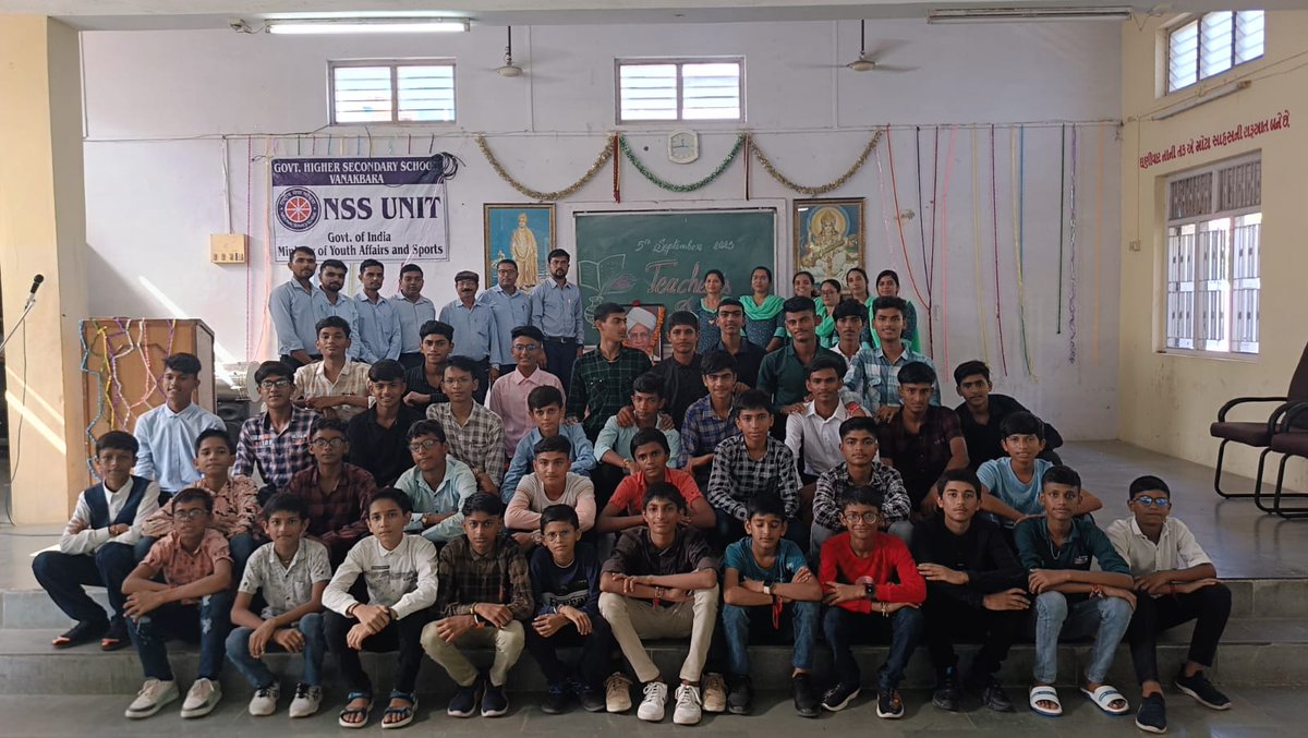nssghssbvanakba's tweet image. NSS unit GHSS (B) VANAKBARA DIU.
Celebrate of Teachers day
New teacher ready to play a role of teacher on this special day.
#happyteachersday2023 
#Nssunit
#TeacherDay2023