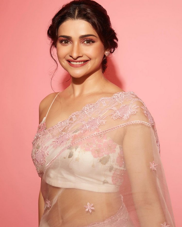 F5R-xJ3aYAEUxgD?format=jpg&name=medium