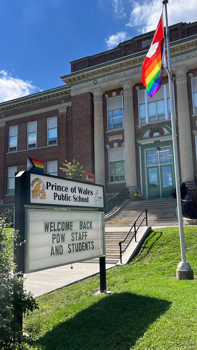 PoWprincipal's tweet photo. Thank you for visiting us today Superintendent Sepkowski! Welcome back to all our amazing students! We missed you!! https://t.co/gEVBykc6yT