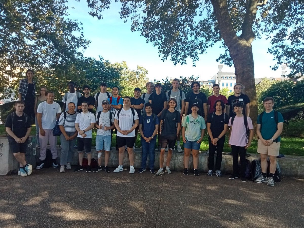 LCormontaigne's tweet photo. Journée d'intégration des PTSI en #CPGE : escape game et rallye dans @MairiedeMetz
#RentreeScolaire2023 
@RLaganier @Dsden57 @acnancymetz https://t.co/MepExH6FUJ