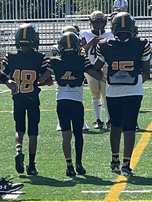 MaCai was elected team captain for the week. He opened the game with a QB sack and ended the game being sacked at & QB. 🤣🤣🤣 great game 15 proud of you!! Black Knights 34-Broncos 0