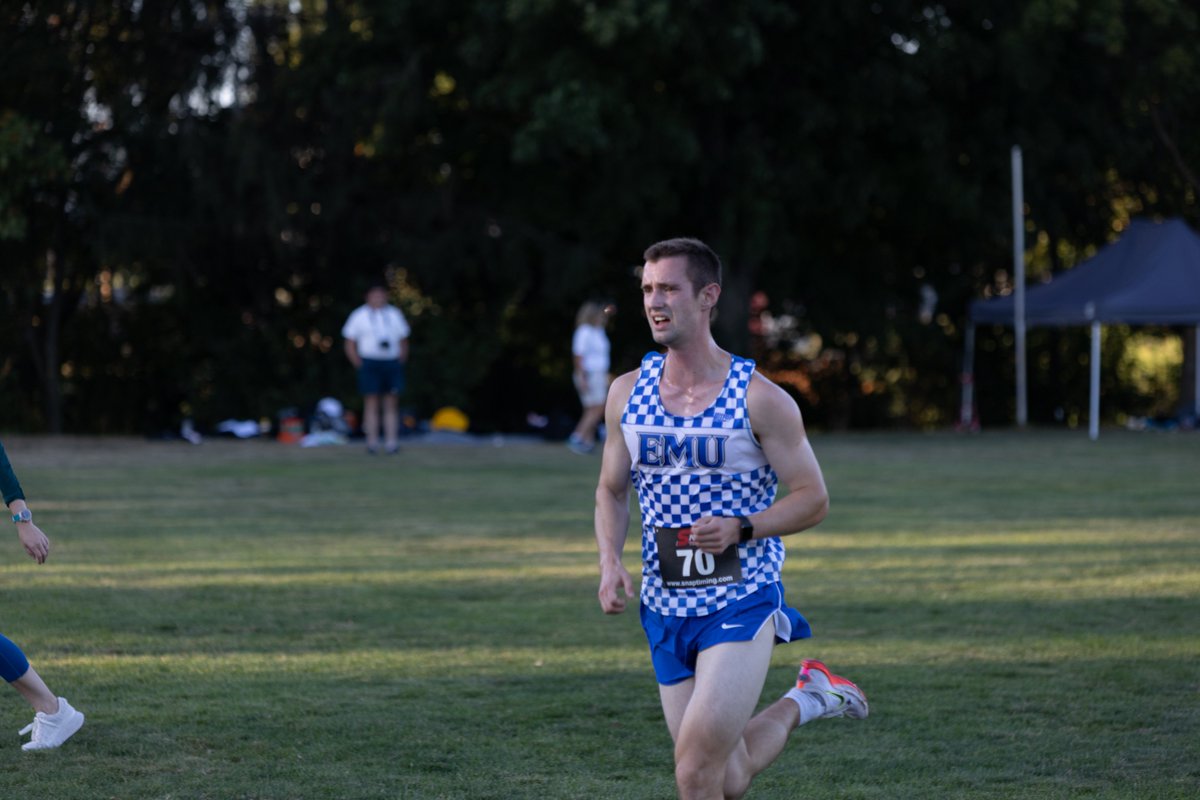 EMU_Athletics's tweet image. Here&apos;s a few of our favorite 📸from the @EMU_XC_TF home meet last Friday! 

Photo Credit: DBE Photography
Full Gallery 🖼️: bit.ly/3sJzP7W

#RoyalPride | #CompeteTogether