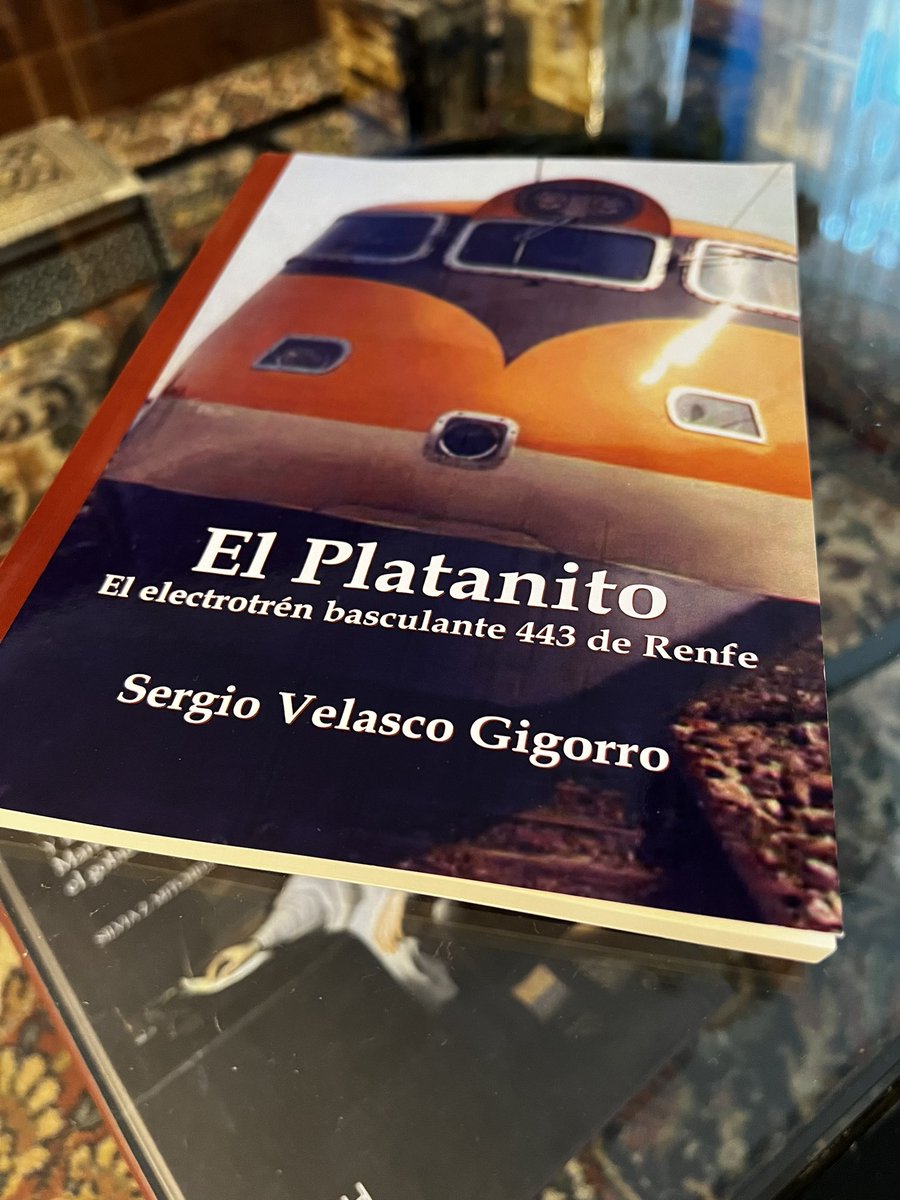 JormazabalF's tweet image. Acaba de llegar! Estupendo porque el domingo me voy a #Castejón. Mil gracias @sevegi por la cariñosa dedicatoria!