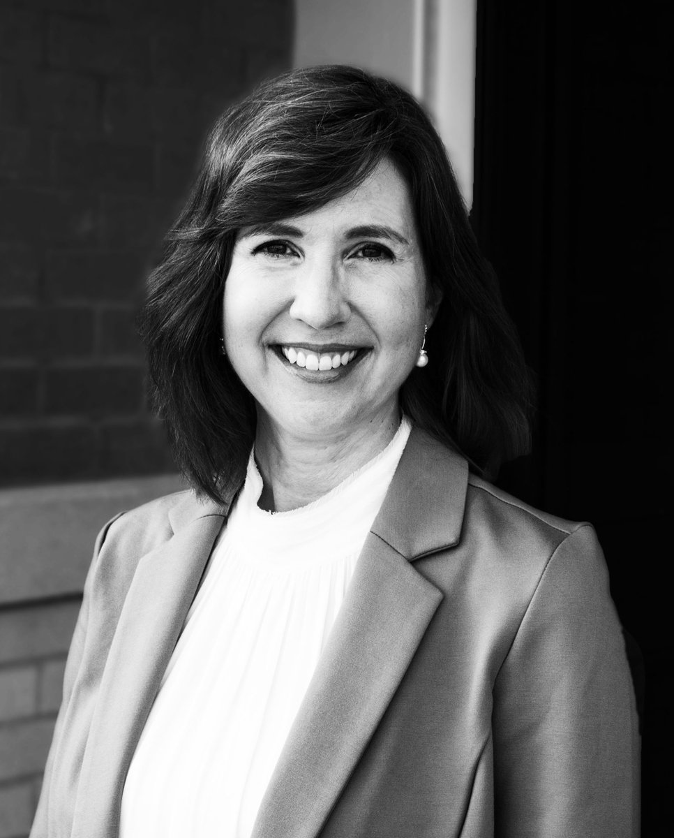 MMSMidwest's tweet photo. Happy 3rd MM Anniversary, Stacey! Between her accounting experience, church volunteer background, and diligence with her clients, she has been a great addition to our team. Stacey clearly explains accounting principles to clients and helps them understand what they need to do. https://t.co/UxvHqjTn9m