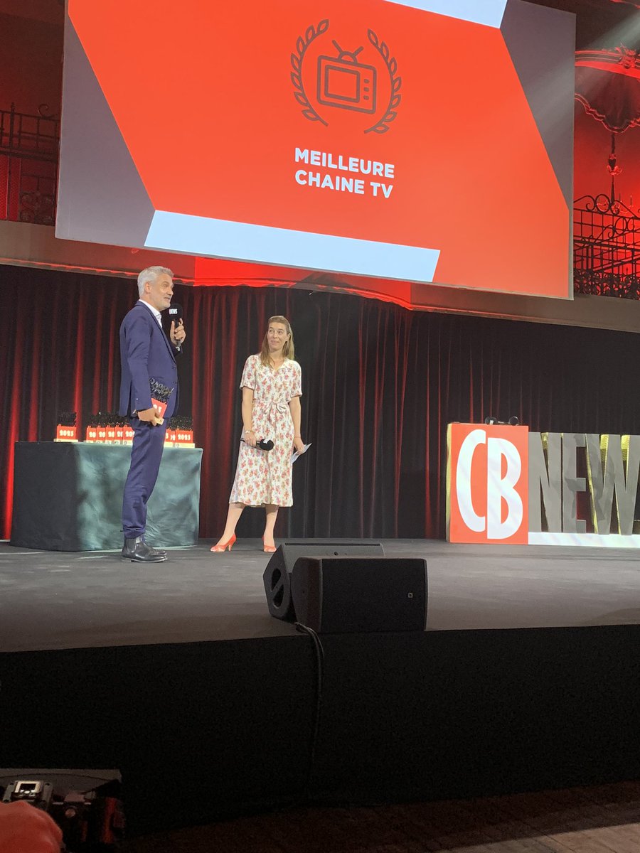 <a href="/CourreauElodie/">courreau elodie</a> (<a href="/Udecam/">Udecam</a>) a remis le prix de la meilleure chaîne TV à <a href="/lachainelequipe/">la chaine L'Équipe</a> 

#GPDM23