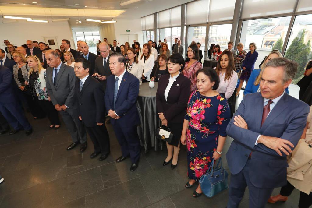 GabrielMariya's tweet photo. Bulgaria's candidacy to the @UN_HRC 2024-2026 encompasses 4️⃣key elements
✅combatting discrimination, racism, anti-semitism, hate speech
✅promoting women's empowerment
✅protecting children's rights
✅fight against disinformation
Thank you to our partners for the support! https://t.co/FLOfkOycJx