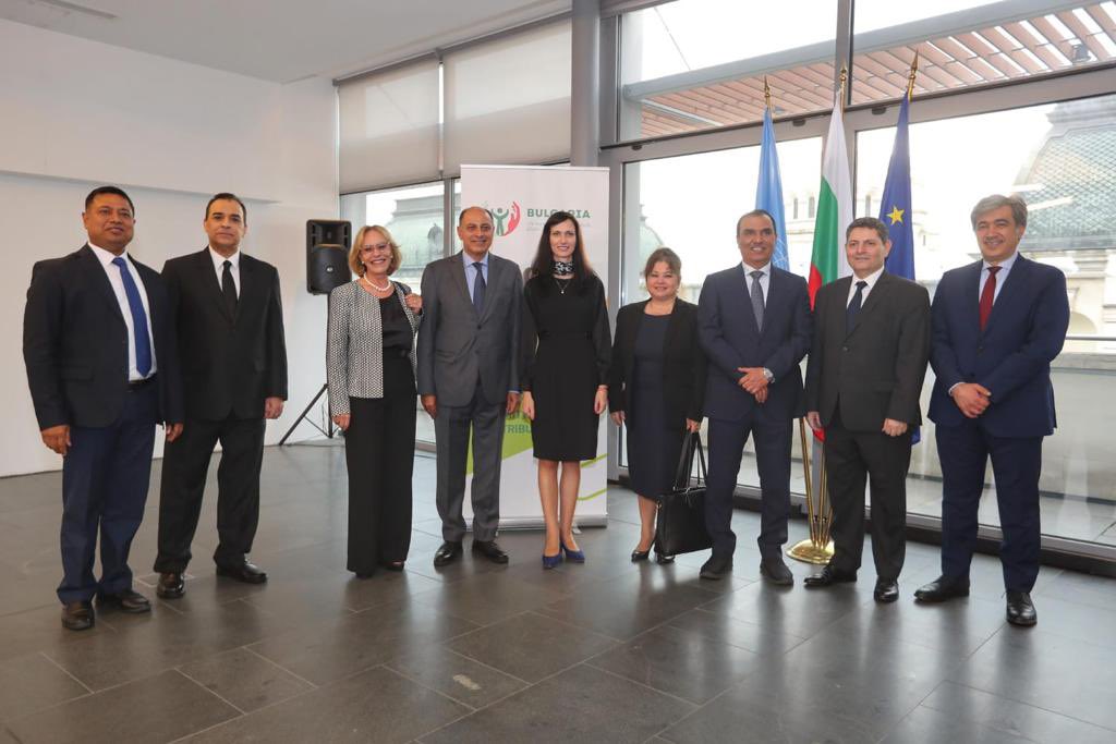 GabrielMariya's tweet photo. Bulgaria's candidacy to the @UN_HRC 2024-2026 encompasses 4️⃣key elements
✅combatting discrimination, racism, anti-semitism, hate speech
✅promoting women's empowerment
✅protecting children's rights
✅fight against disinformation
Thank you to our partners for the support! https://t.co/FLOfkOycJx