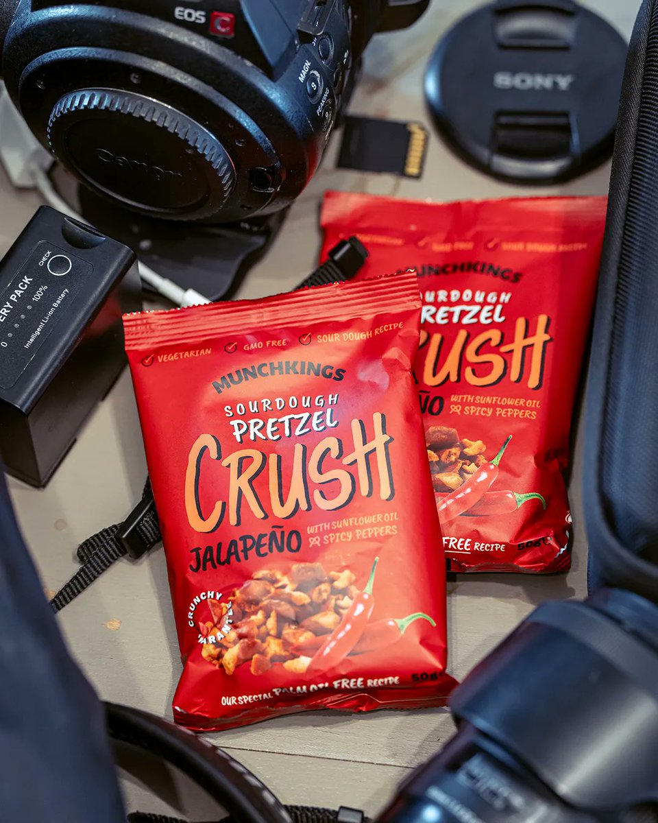 Emergency shoot supplies 🥨🌶️

#Canonshooter #Videographer #photographerslife #ukphotographer #snackhappy #pretzelcrush