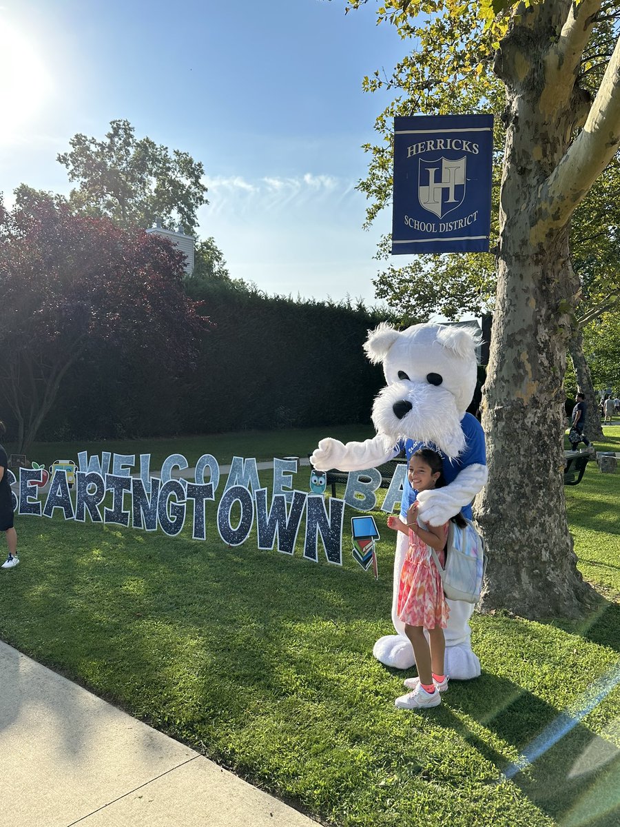 Searingtown School tweet media