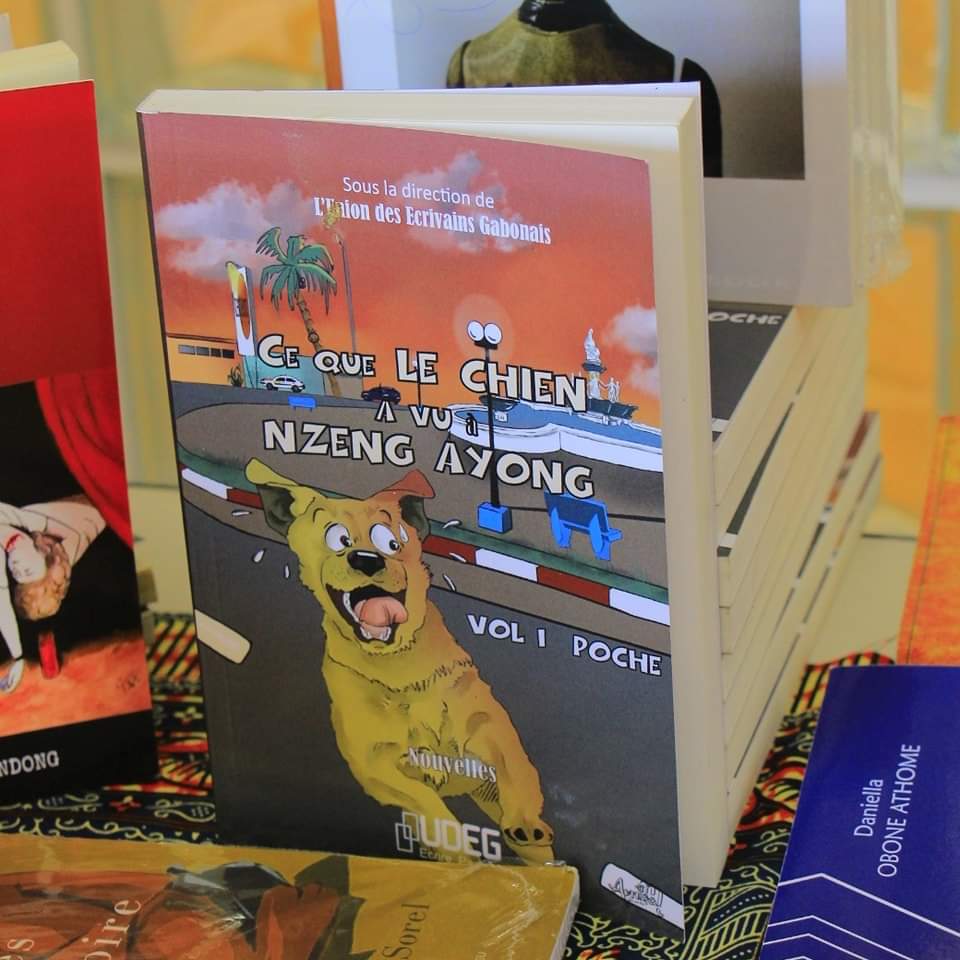 adama_douk's tweet photo. LITTÉRATURE GABONAISE 

Arrivage de : 
"CE QUE LE CHIEN A VU À NZENG-AYONG"👅&amp;  D'autres titres📚

Pour vos commandes et/ou réservations, contactez nous en inbox ou appelez au (+241) 66 04 32 44 / 66 74 95 53

#Maintenant_Vous_Saurez_Ce_Que_Le_Chien_A_vu_À_Nzeng_Ayong🐶🐕😎🇬🇦 https://t.co/0pAWCSvm8p