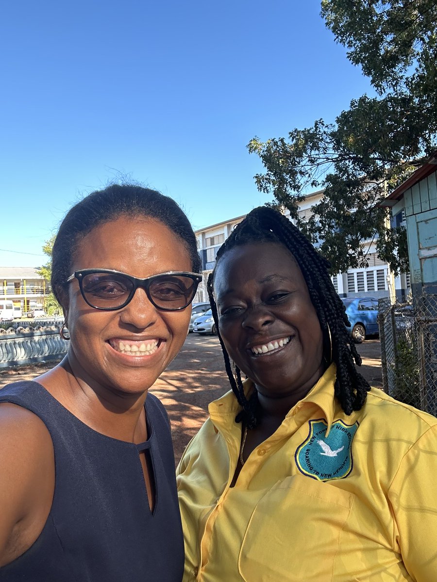 tkmsingh's tweet photo. #AncillaryStaff #NewForestHigh #AdminStaff #SecurityOfficer - To my donors - thank you - I could not have achieved this with your support - number 1 support is bawse @nariws001 Team in their Branded Shirts https://t.co/fVACx5wY2s