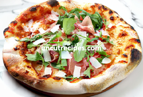 Pizza with Prosciutto and Rocket Recipe 

RECIPE HERE: uncutrecipes.com/EN-Recipes-Ita… 

A delicious and sophisticated take on the traditional pizza recipe

#pizza #pizzatime #pizzalover #italianfood #neapolitanpizza #pizzanapoletana #recipes #recipeoftheday #recipe #uncutrecipes