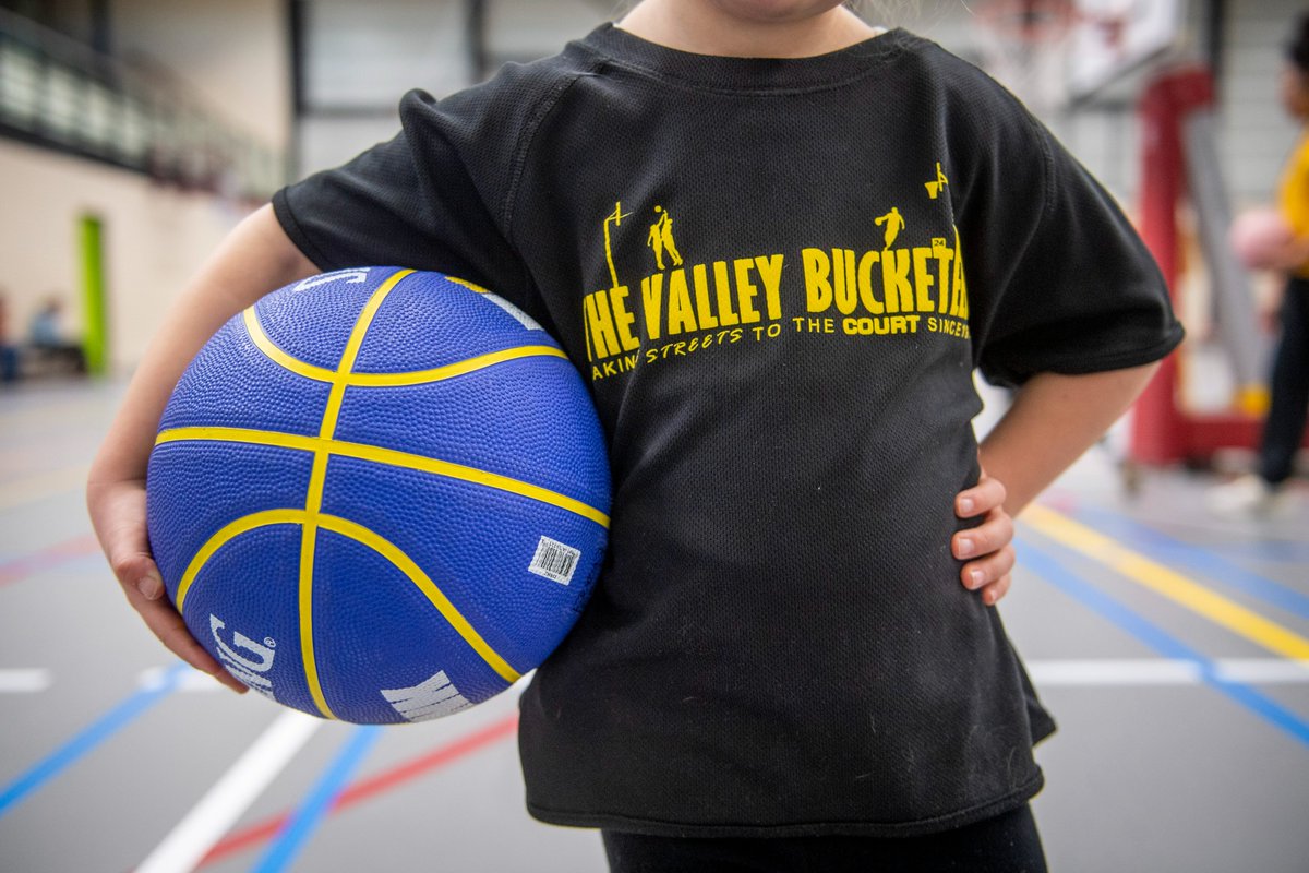 Aanstaande zaterdag starten ook de trainingen voor de peuters en de kleuters weer!

Lijkt het je ook leuk om een keer mee te doen? Kom dan zaterdag van 9.00 tot 9.45 uur naar sporthal De Kruidenwijk in Nijverdal!

#valleybuck