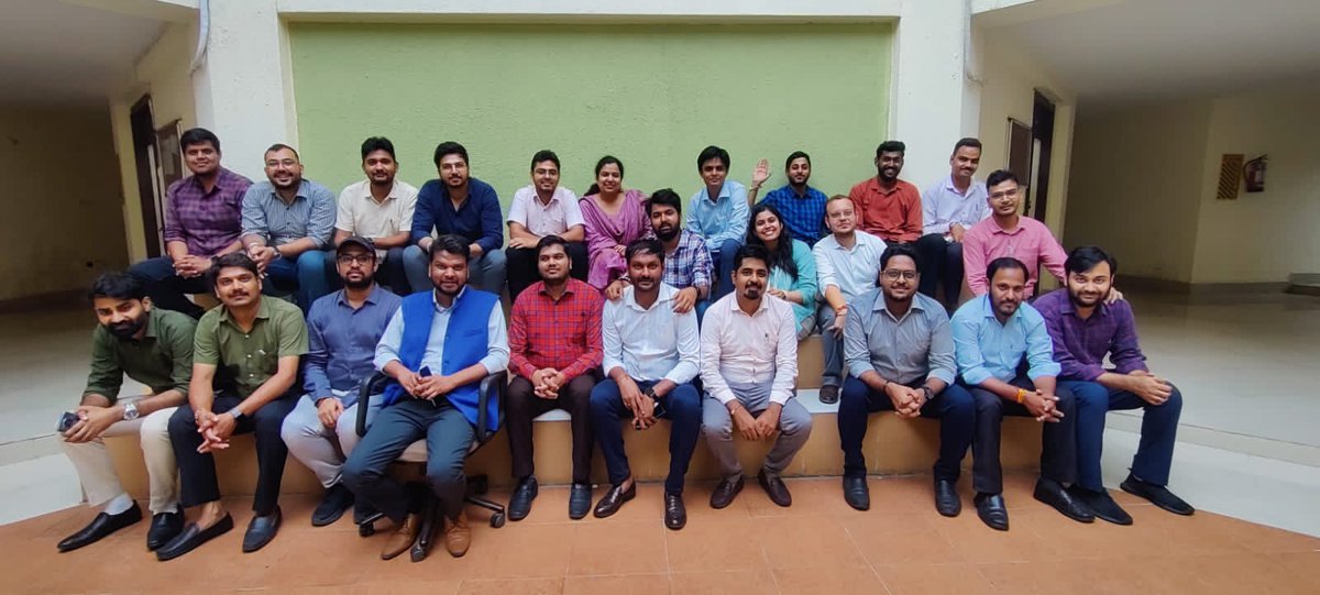 A powerful force of 9390 JSMs, led by our dedicated 52 CM Fellows, shaping Madhya Pradesh's future by ensuring good governance,  &amp; making government schemes accessible to all. Kudos to these heroes! 

<a href="/ChouhanShivraj/">Shivraj Singh Chouhan</a> <a href="/Sachin_Chat/">Sachin Chaturvedi</a> <a href="/Connect_Lokesh/">Lokesh Sharma</a> <a href="/CMYIP_/">Chief Minister’s Youth Internship Programme</a>