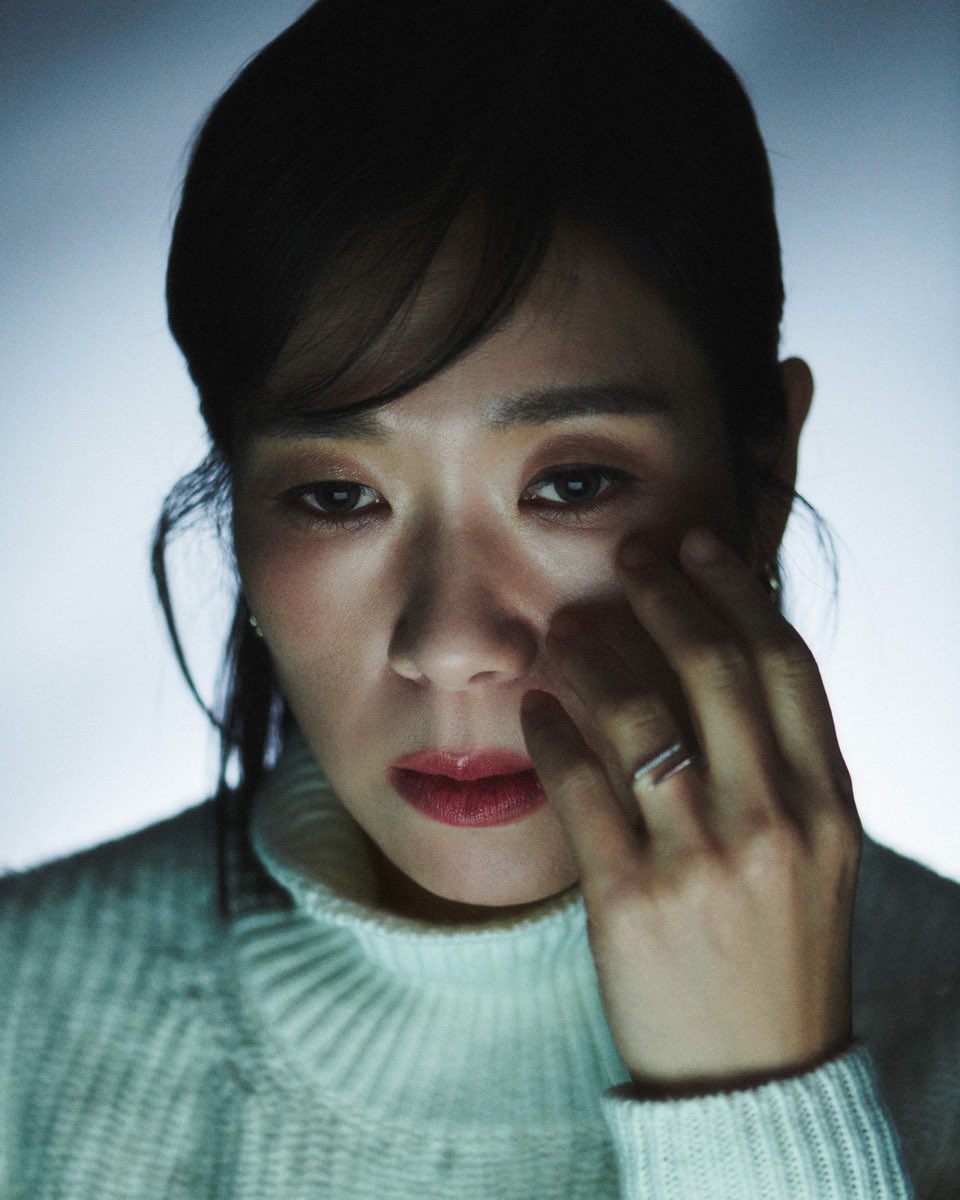 saturnecheri's tweet image. ยอมฮเยรัน ได้เล่าถึงการที่ต้องถ่ายซีนใต้น้ำในเรื่อง #MaskGirl โดยที่ตัวเธอมีอาการกลัวน้ำและต้องรวบรวมความกล้าอย่างมาก

🤍 : เพราะว่าฉันกลัวมากๆ ฉันก็เลยบอกกับทางคุณผู้กำกับไปตั้งแต่แรกเลยค่ะ ว่า 

'ถ้าไม่ทำอะไรสักอย่างกับฉากนี้ฉันก็เล่นไม่ได้นะคะ'

#마스크걸
#염혜란 #YeomHyeran