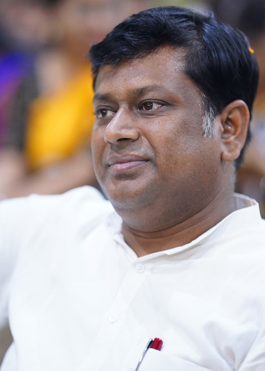 DrSukantaBJP's tweet photo. দক্ষিণ দিনাজপুর নাগরিক মঞ্চের তরফ থেকে আয়োজিত শিক্ষামূলক আলোচনা সভায়...🙏

#TeachersDay #Teachers https://t.co/5UBlK3UbIS