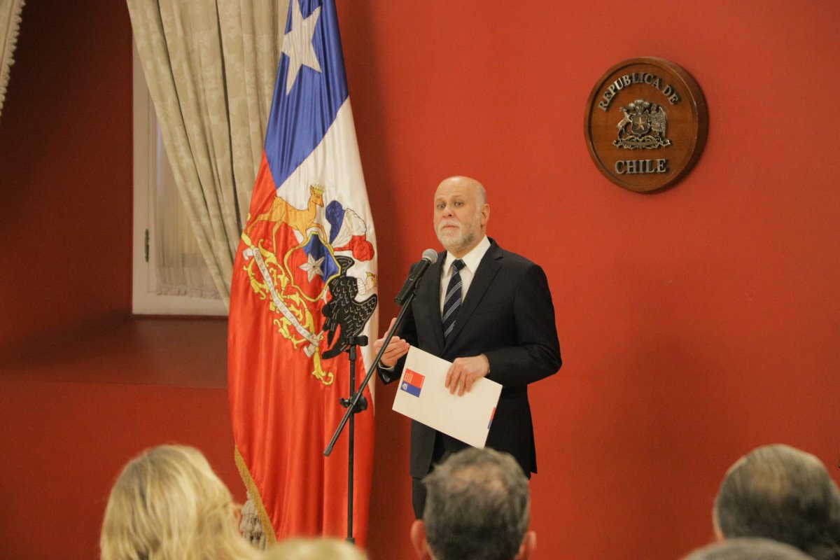 Asuntos Religiosos tweet media