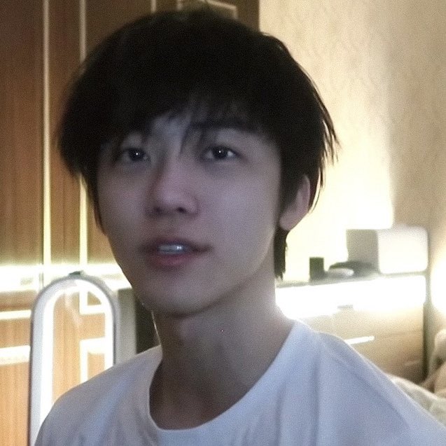 คนนี้ไง green flags man in real life