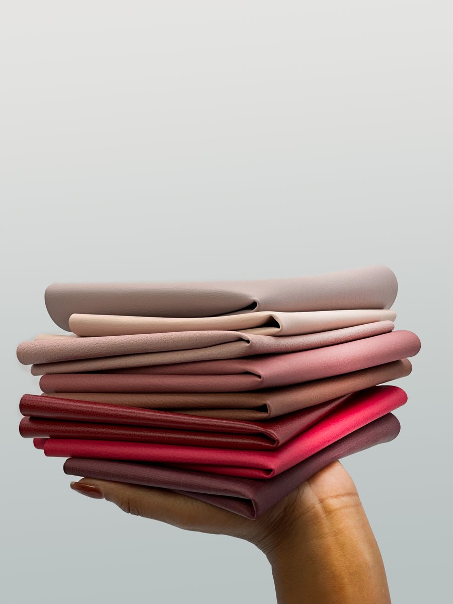 ultrafabrics's tweet photo. Harmonious and serene, the Unity palette combines gentle shades with the vibrant energy of Vivid Punch to create the perfect backdrop.
https://t.co/jWWyXB5MOv
#Unity #ColoroftheYear #ColorPalette #Pink #pinkdesign https://t.co/54Iyoq2f0Y