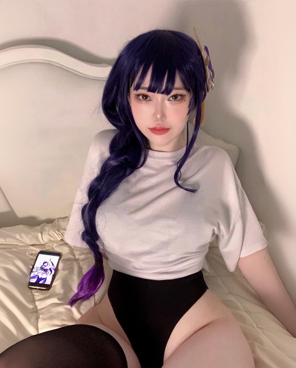 노팬티야 ㅎㅎ❤❤
#얼싸 #여왕 #능욕 #여깨 #야상극 #암퇘지 #섹트 #코스프레