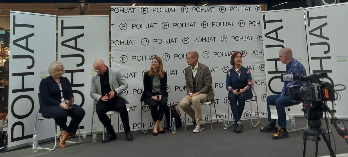 @pohjatfest #POHJAkeskustelu #valkeassa käynnistyi. Jääkö <a href="/Oulu/">Oulu</a> pussinperäksi? Keskustelua saavutettavuudesta. @finnair @vr <a href="/VisitOuluFI/">Visit Oulu</a> @pohjatfest <a href="/PPYrittajat/">PPYrittäjät</a>