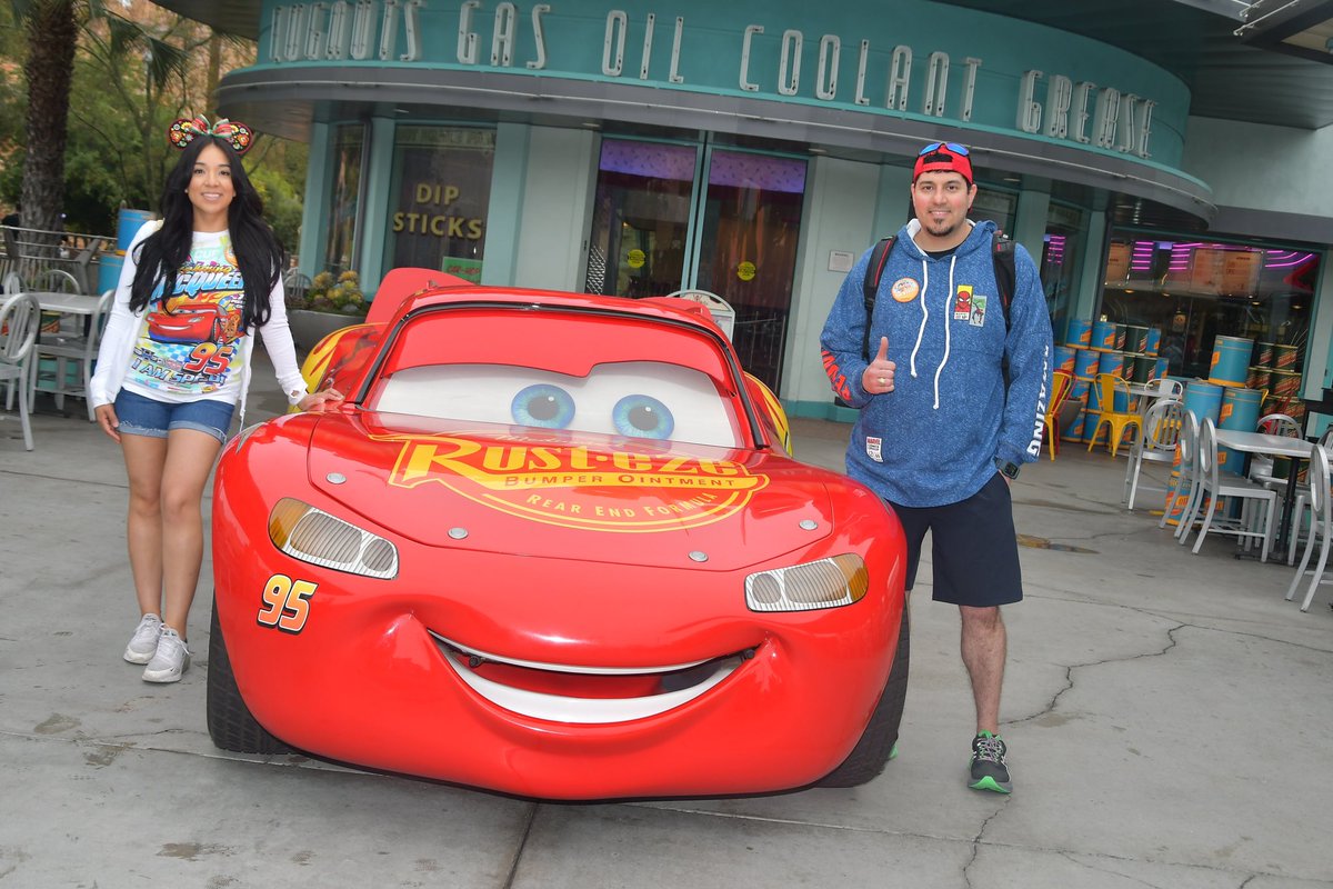 beca_solis's tweet photo. @shopDisney Ka-Chow himself❤️🚗 ⚡️ https://t.co/LQhaDDWPXS