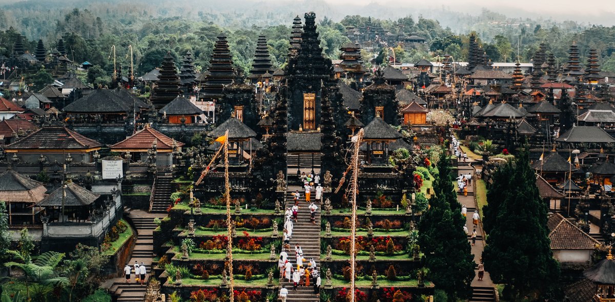 quantum_temple's tweet photo. Would you like to be a catalyst for innovation and positive change? π« Join us in redefining impact investing. Take our survey and help us pave the way for a brighter future. π π Click here: https://t.co/fC9iRXdnt9 #QuantumTemple #EmpowerChange #ImpactNFT https://t.co/SwhsVMlNGt