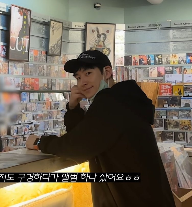 o555li's tweet photo. 제훈 브이로그 너무 좋아ㅠ https://t.co/jP9fMOt4Y7