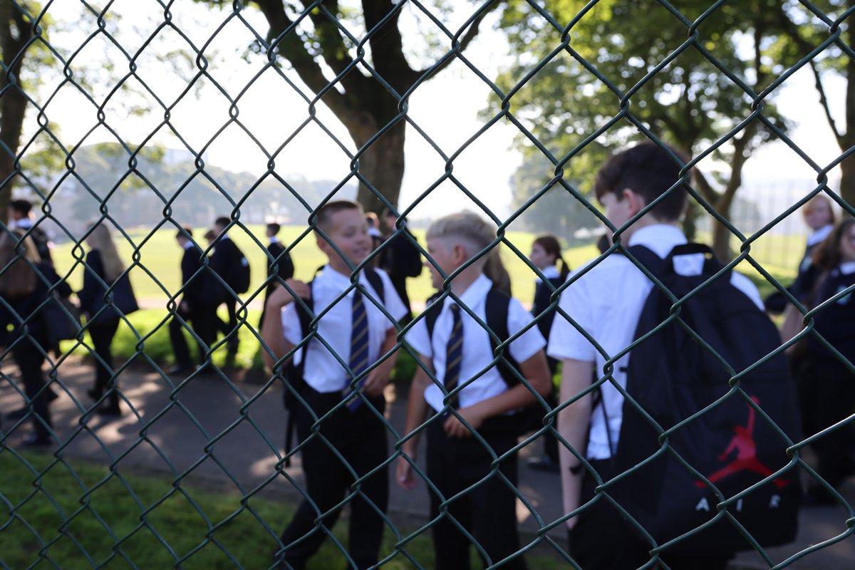 Ryburn Valley High tweet media