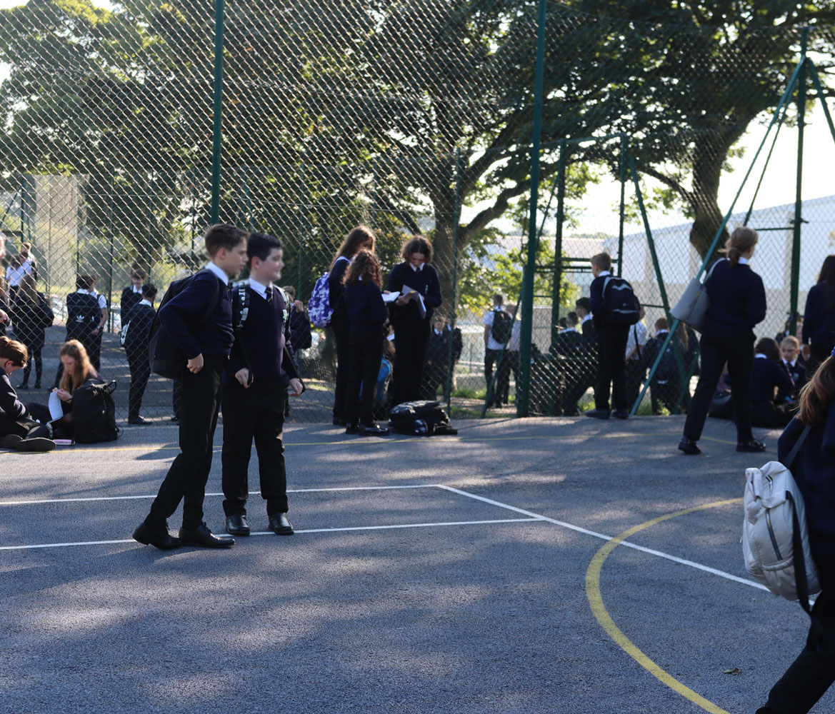 Ryburn Valley High tweet media