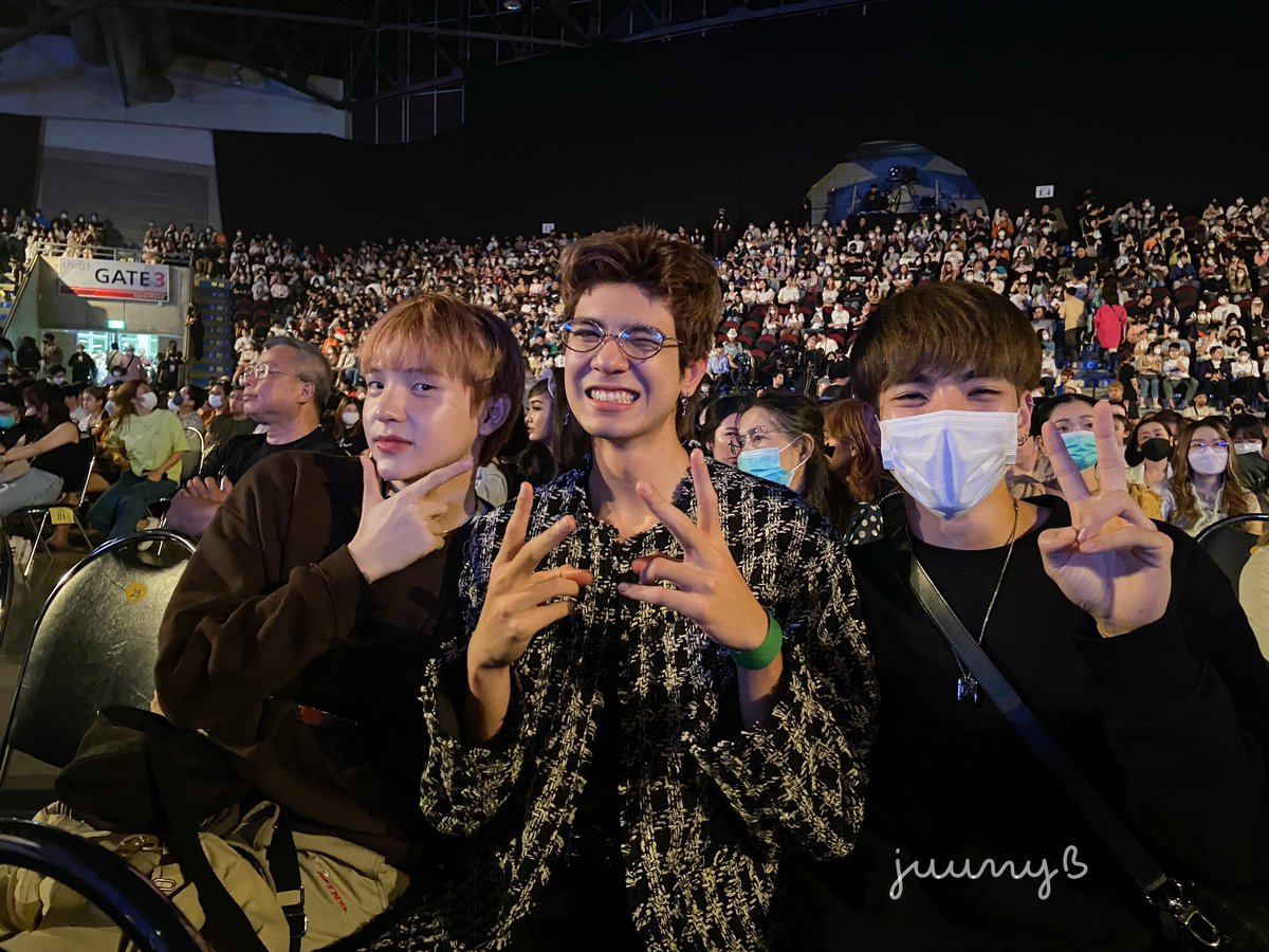 𝙘𝙝𝙖𝙗𝙡𝙪𝙚𐙚 tweet media