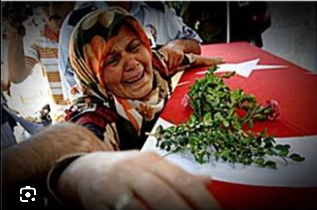 Türkiye100YılıAffı
BAKIN BU ANNE
AF  EDILEN
TERORISTLERIN SEHIT ETTIGI
MEHMET'IN ANNESI

DIYARBAKIRLI ANNE DAVUL
ZURNA CALIYOR

SEHIT ANNESI
MAHKUM ANNESI
AGLIYOR

BUNUN ADI ADALET MI
<a href="/yilmaztunc/">Yılmaz TUNÇ</a>
<a href="/YildizFeti/">Feti Yıldız</a>
<a href="/avabdullahguler/">Abdullah Güler</a>
<a href="/TBMMresmi/">TBMM</a>
<a href="/AYMBASKANLIGI/">Anayasa Mahkemesi</a>
ADLI MAHKUMA GELINCE
AF YOK