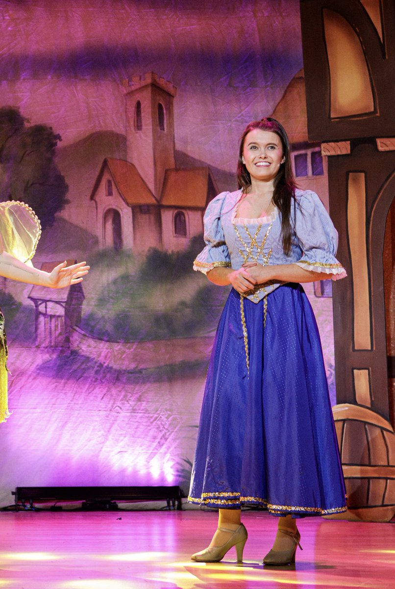 Godalming Pantomime tweet media