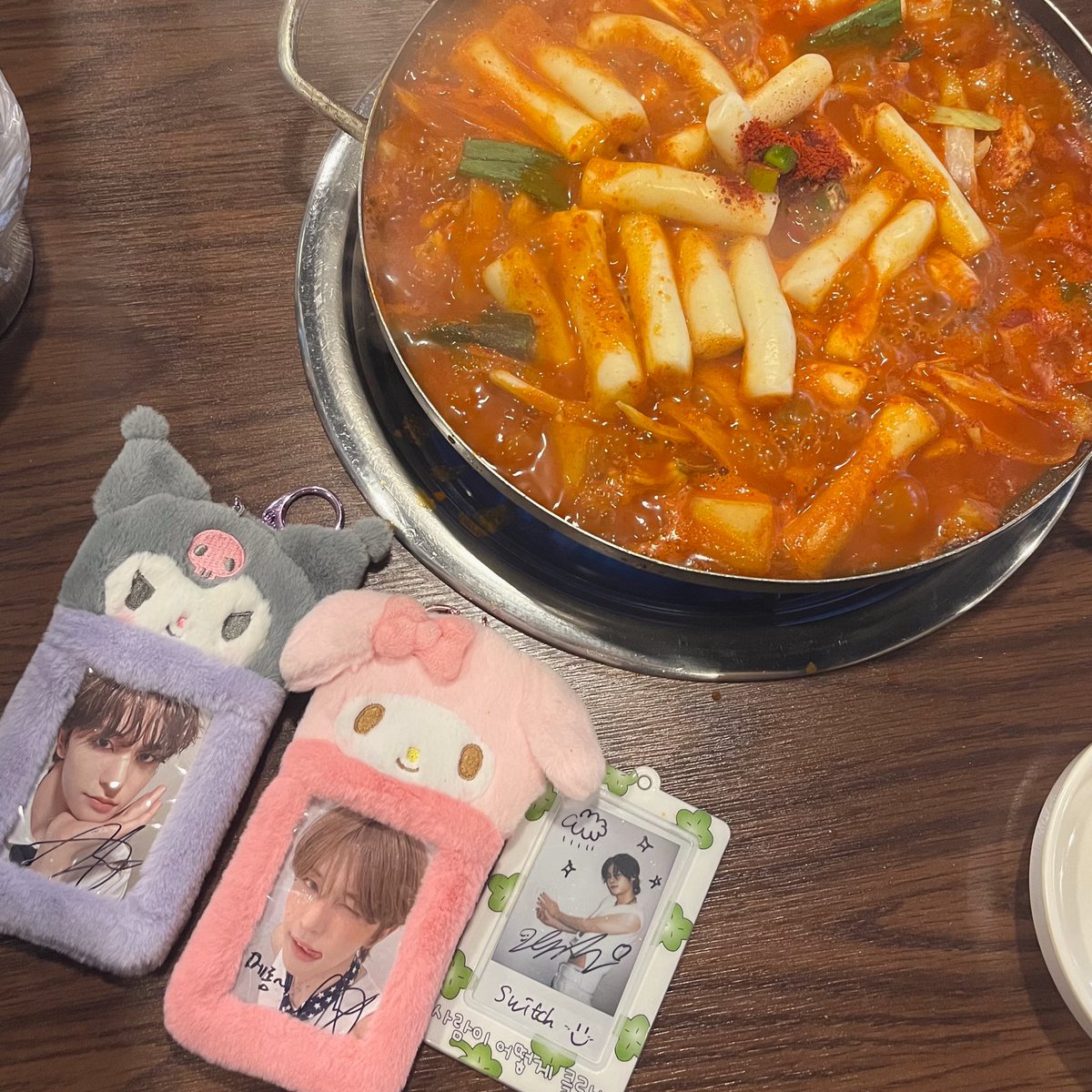 알콩 tweet media