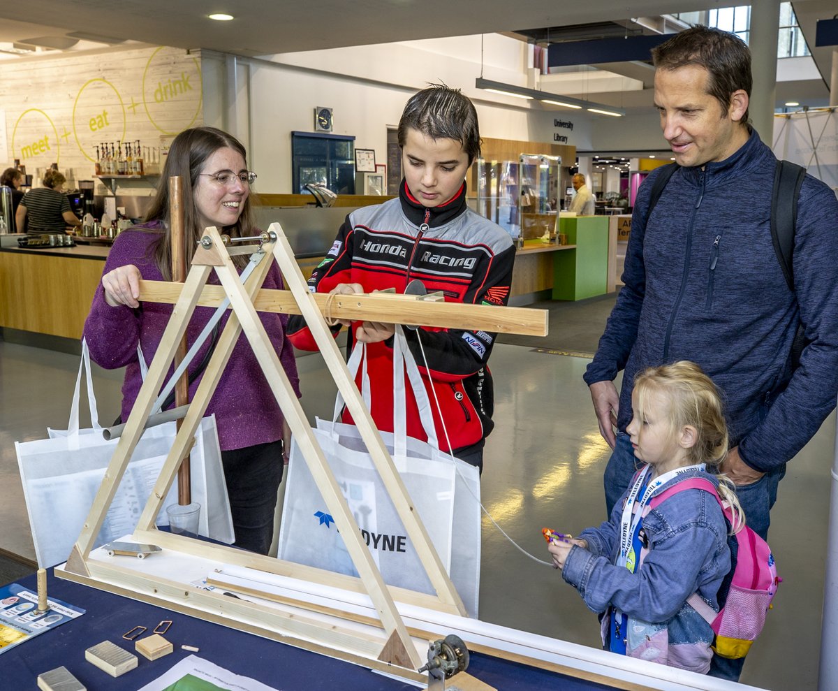 aru_fse's tweet photo. Chelmsford Science Festival returns Oct 18-24! Get ready for a week of free educational activities. Keep your eyes peeled as the highly anticipated event programme will be launching soon.🚀

Register online for early ticket updates!
https://t.co/HVkv52IDV1

#ChelmsfordScienceFest https://t.co/lAuTaxSC2A