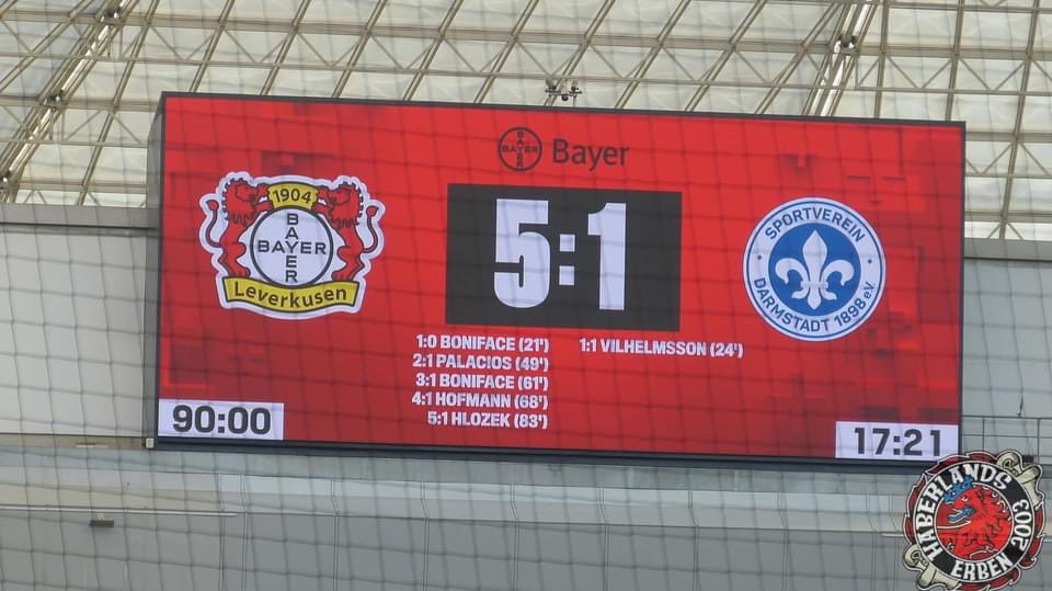 HE_LEV's tweet photo. Besser spät als nie. Unter folgendem Link findet ihr die Bilder vom Heimsieg gegen den SV Darmstadt

https://t.co/6Ns8L2Aj51

#bayer04 #bayerleverkusen
#leverkusen #werkself #farbenstadt #b04svd #svdarmstadt98 #lilien #spieltagsbilder #bundesliga #fußball #bayarena #spitzenreiter https://t.co/XzTqmQ3PjJ