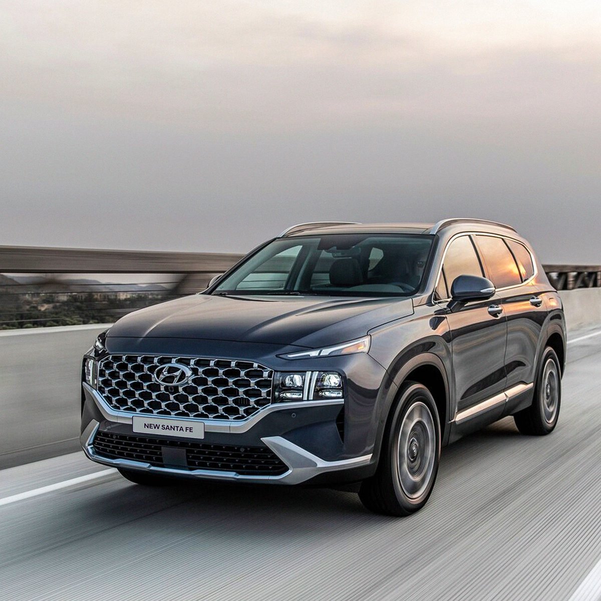 Automotor_py's tweet photo. Cuando se habla de la #NewSantaFe se habla de un estilo de vida por sobre todo. Sofisticada, espaciosa, familiar... la lista sigue. https://t.co/1CwO2oUAZv