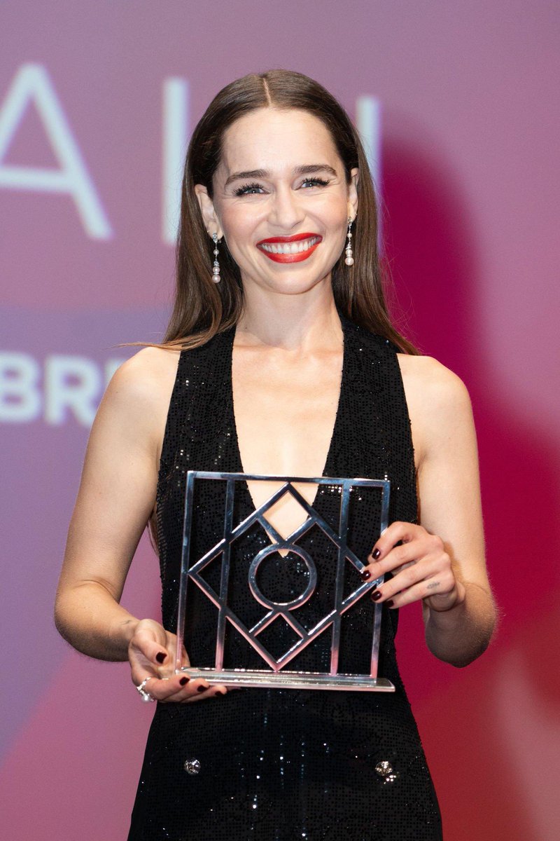 Emilia Clarke Fans* tweet media