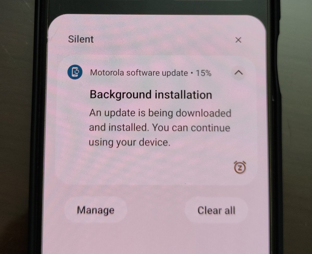thegadgetshub's tweet image. Going for it. #Android13