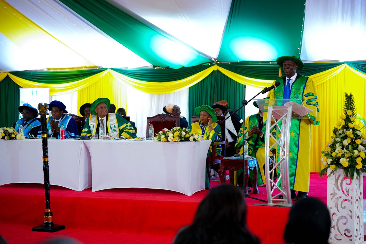 ProfBadruDK's tweet photo. TEAU Graduands must remain focused, offer practical solutions, and become vanguards of socio-economic transformation in their respective societies, while clearly observing and upholding the Country’s motto: ‘Harambee’! ( 6th Graduation 31/08/2023). #TEAUGraduation #TEAU #Kenya https://t.co/28ntmyVU99