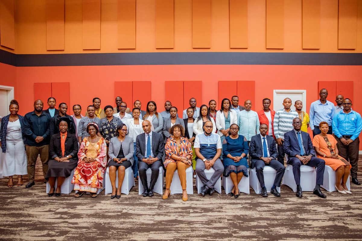 RWN_WomenNet's tweet photo. As the SDG5 Forum Convener, in partnership with @unwomenrwanda, we held a  Breakfast Meeting to disseminate the newly revised Rwandan Constitution highlighting the role of CSOs in its implementation with the Minister of Justice and AG, Dr. @eugirashebuja1 as the guest of honor. https://t.co/MerDfahJoB
