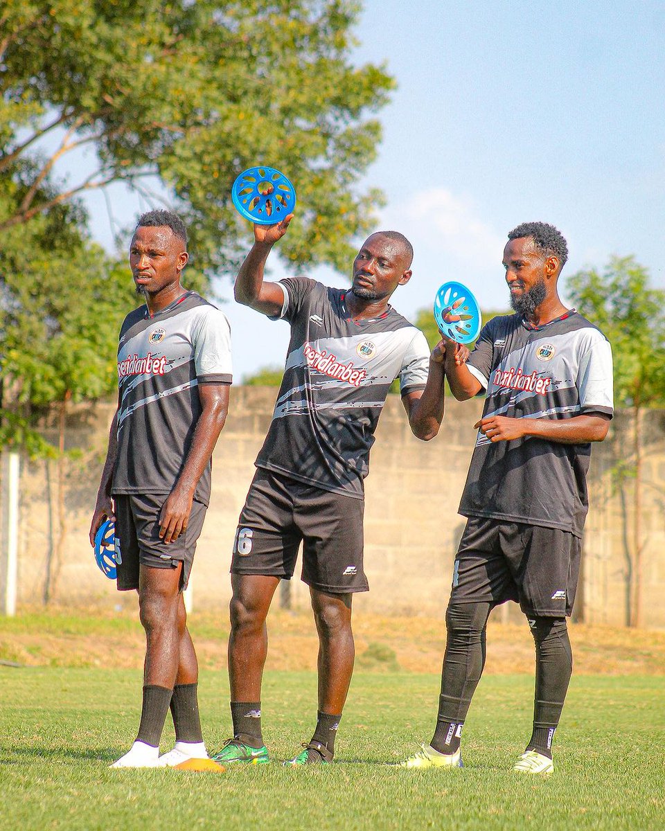 kmcfc_official's tweet image. Focus 🤯 #Backtotraining

#backtotraining 
#letsgokinoboys 
#wakishua