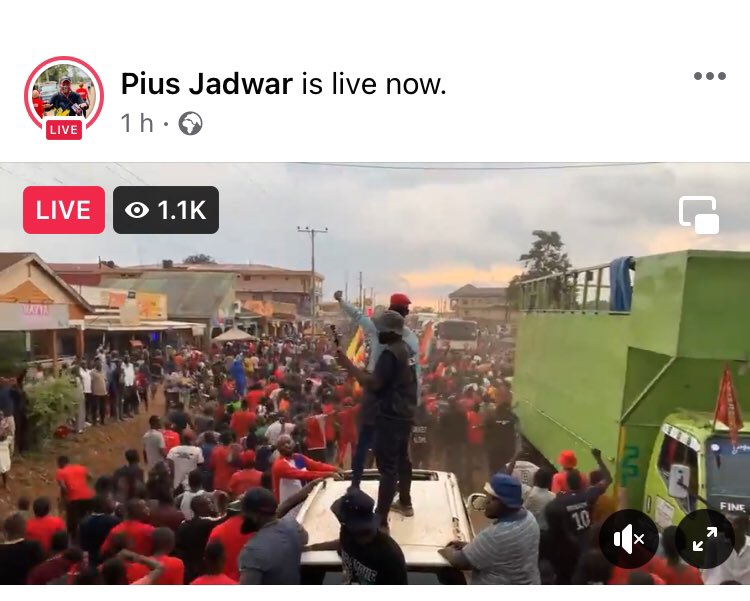 BUSIA | We are still live with the president @HEBobiwine !!! Busia is on fayaaaaaa🔥

#TheRevolutionIsOn 
#NUPCountryWideTour