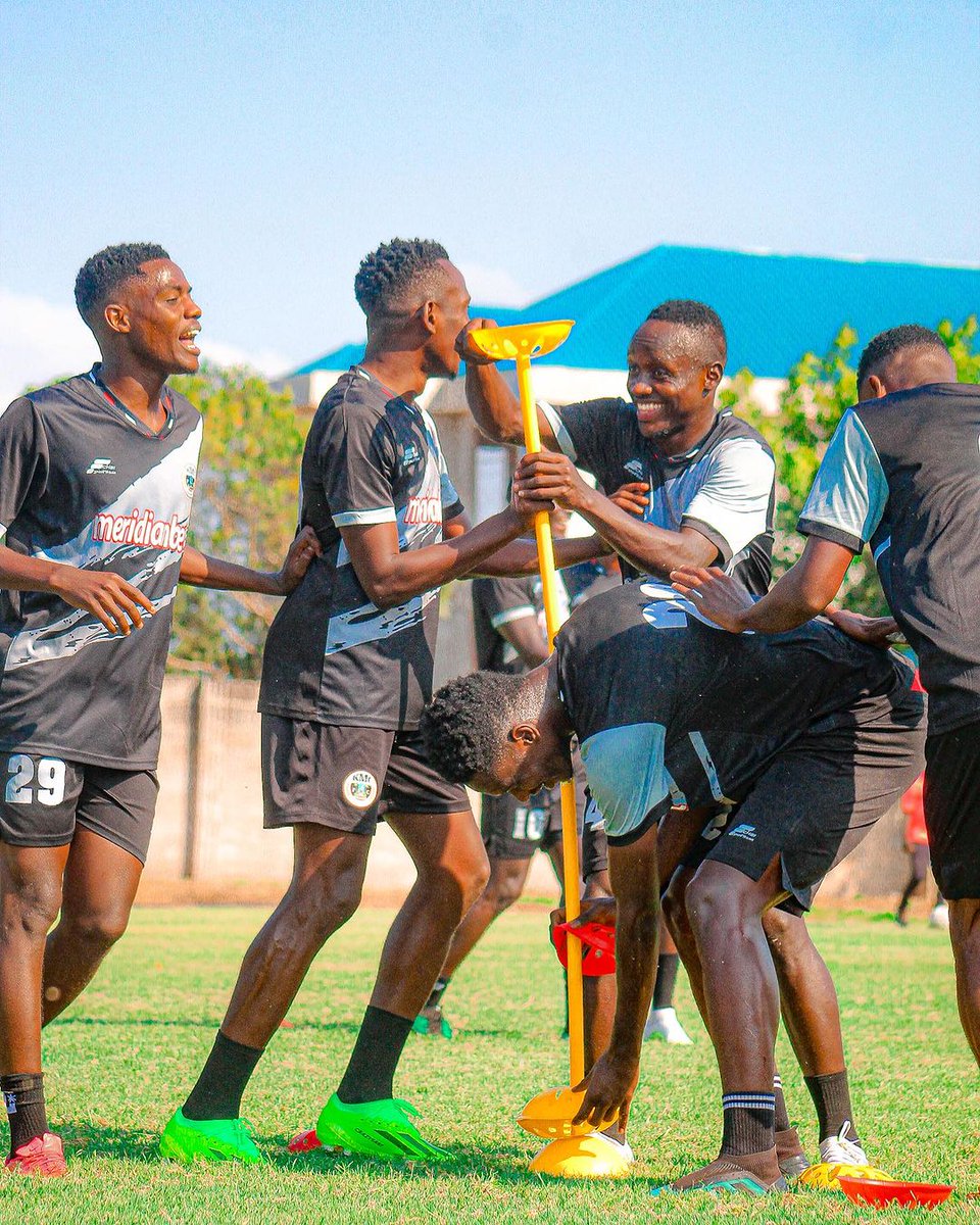 kmcfc_official's tweet image. Focus 🤯 #Backtotraining

#backtotraining 
#letsgokinoboys 
#wakishua