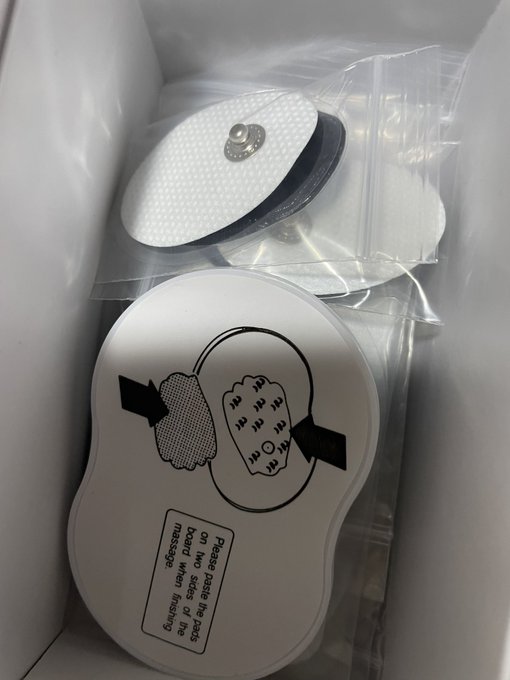 ぱんどぉる様いつもありがとうございます！ 体のコリとナニかに大切に使わせて頂きます！またこれで動画も撮りたいですねぇ🤔 https://t.co/sp0ywCYb9w