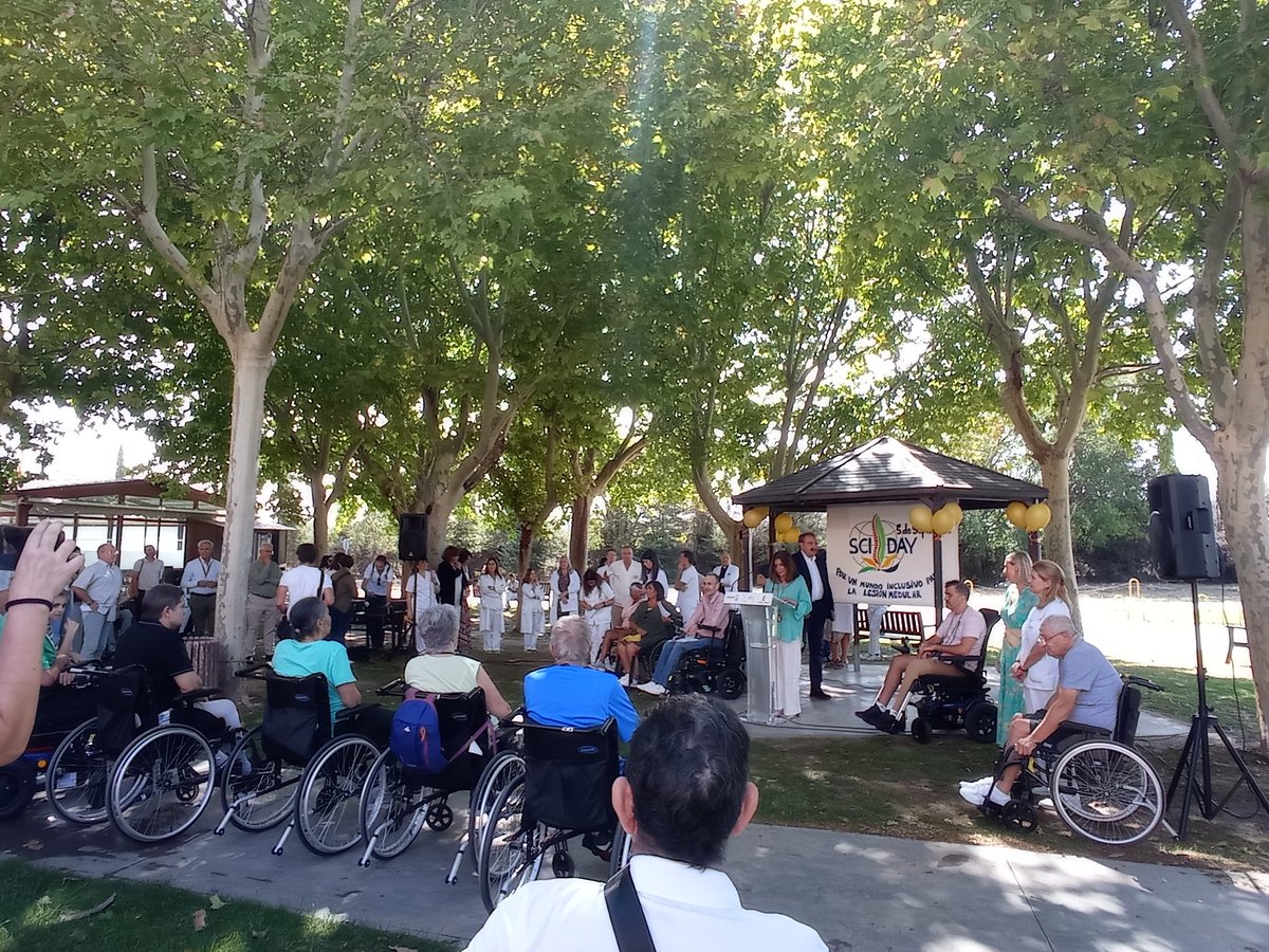 HNPdivulga1's tweet photo. #SCIday , #DiaLesionMedular en el @HNParaplejicos, día para concienciar y poner en relieve la importancia de la recuperación de los pacientes, pero también la prevención.
@OMS_Ofic @ISCoS_2014 @idiscam @SanidadCLM https://t.co/hQMU2DRshz