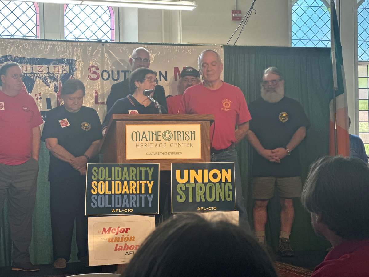 Congrats to IBEW Local 1837 member, Matt Beck, who was honored with the Lifetime Working Class Hero Award by the Southern Maine Labor Council. We're so proud to know him! tinyurl.com/ysztp9r9

📸: Dick Rogers