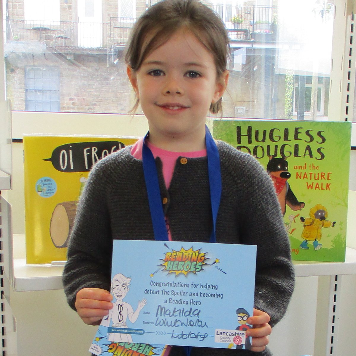 LancsLibraries's tweet image. Three cheers for some more fantastic Reading Heroes
Alistair and Matilda foiled The Spoiler at #WhitworthLibrary!
#LancsReadingHeroes #LancsSummerFun