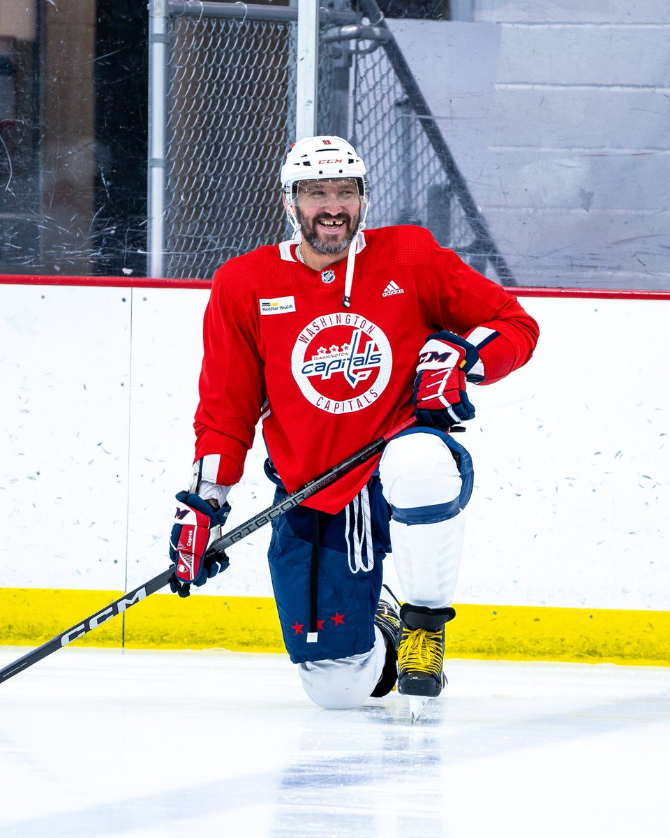 Capitals's tweet photo. Hope everyone had a #Gr8 long weekend! https://t.co/LVZ1RsTKum