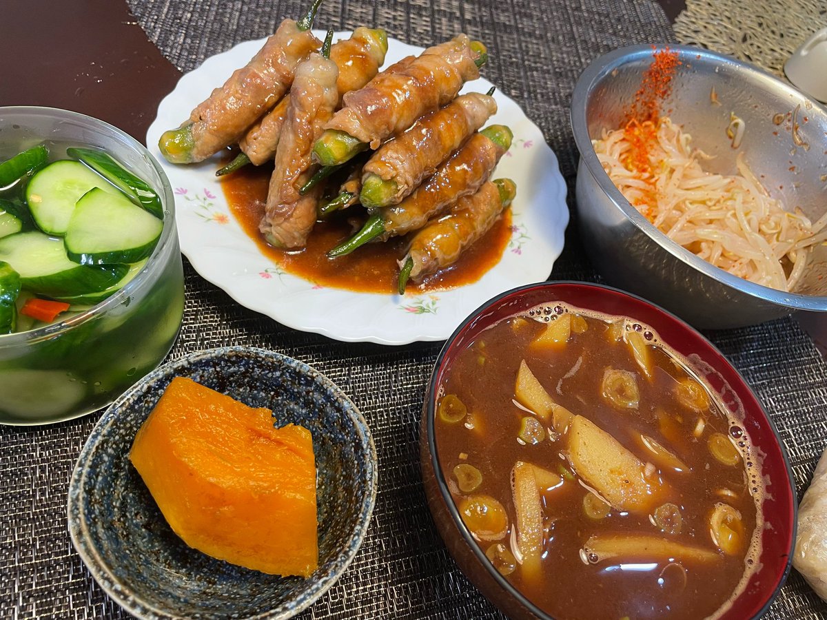 tsukico01's tweet photo. 2023/09/05
#オクラ肉巻き
醤油麹に漬けておいたら
片栗粉がなくてもトロッとした https://t.co/AXl5rkEj8f